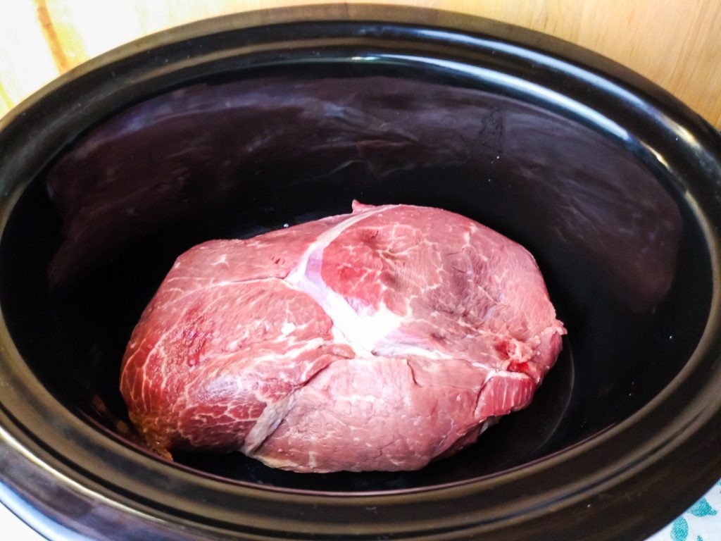 beef roast in a slow cooker 